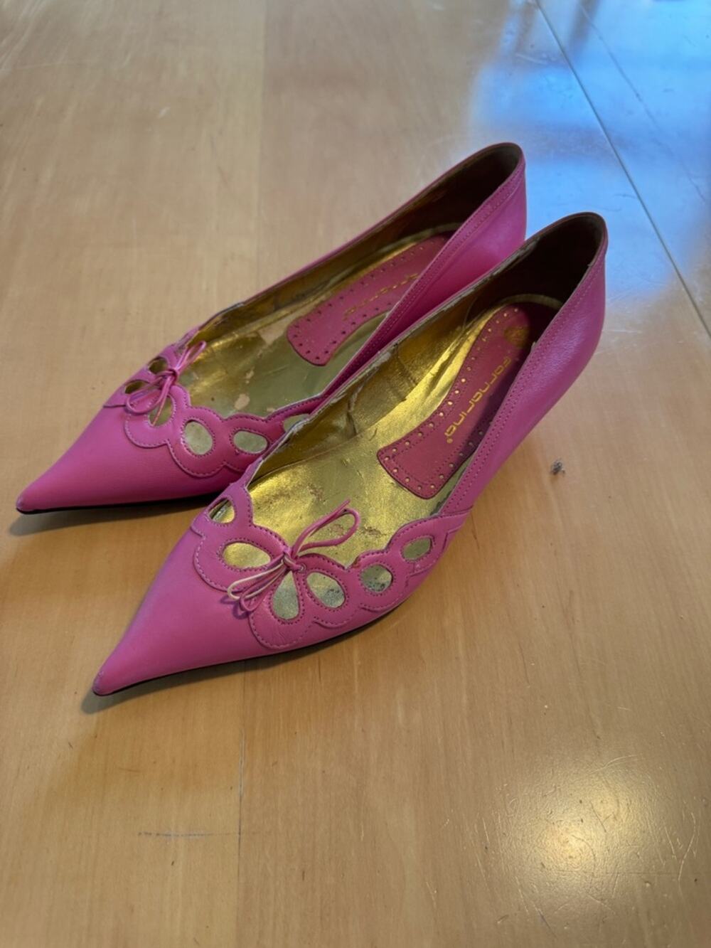 Fornarina Pointed-Toe Pink Leather Kitten Heels with Floral Cutout Detail- 39